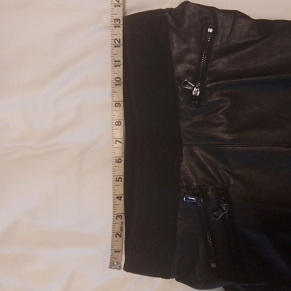 NWT Nygard Slims knit & faux leather moto leggings - Picture 5 of 6